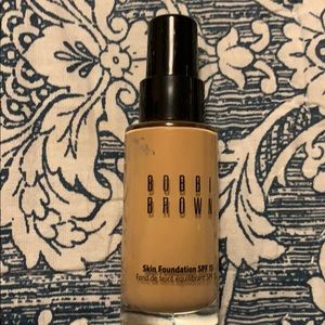 Bobbi Brown Skin Foundation